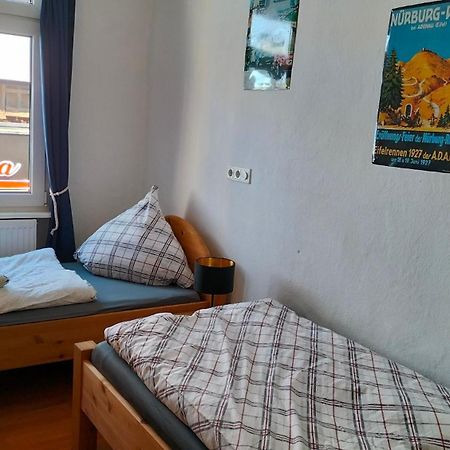 Ferienwohnung Am Nuerburgring Adenau Esterno foto