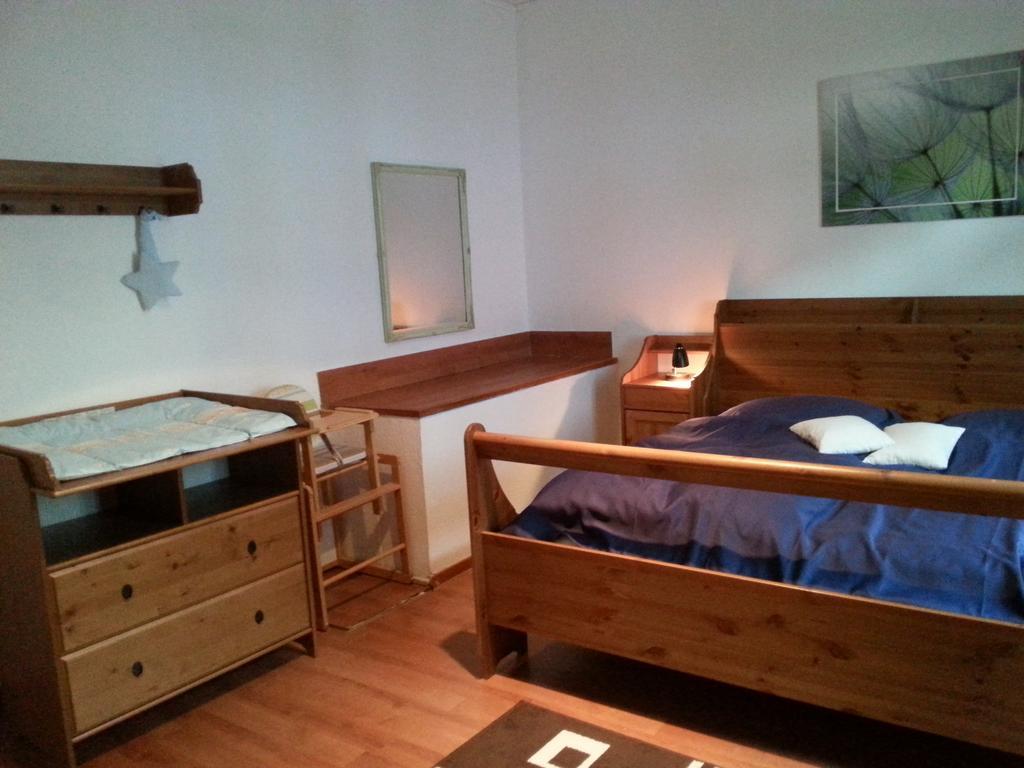Ferienwohnung Am Nuerburgring Adenau Camera foto
